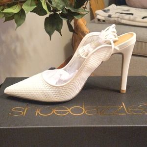 ShoeDazzle Yarra Bright White Pumps